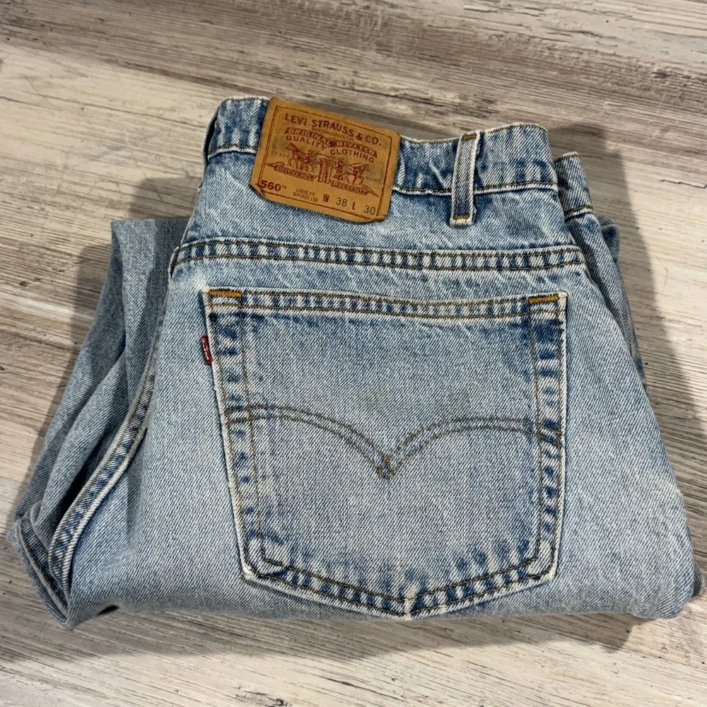 VTG 90s Levi's 560 Jeans Men's 36x29*‎ Loose Tapered Faded Denim Tag USA 38x30